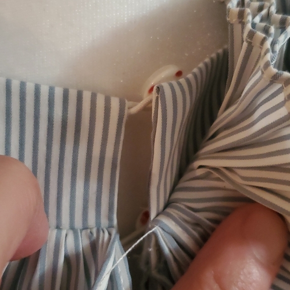 Bcbg max Azria top - Picture 7 of 13